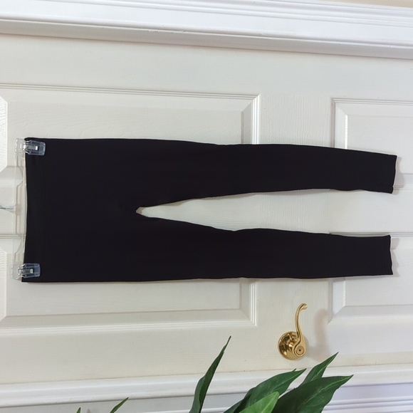 🐢Aura Couture Women's Black Leggings Size S/M - Picture 1 of 5